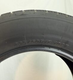 235/60R17 102T Yokohama AVID