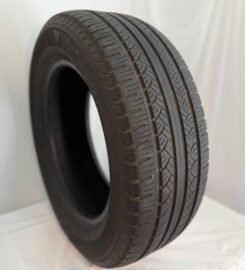 235/60R17 102T Yokohama AVID