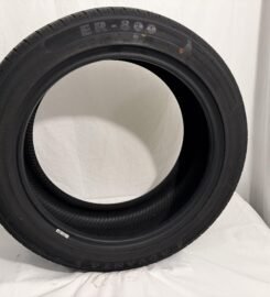 245/45R18 100H XL Advanta