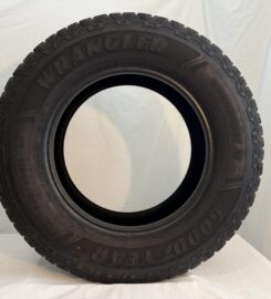 265/65R17 112T Goodyear Wrangler